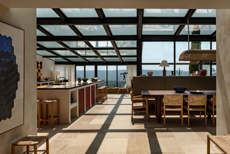 Les Hauts de Gordes (Iconic House)