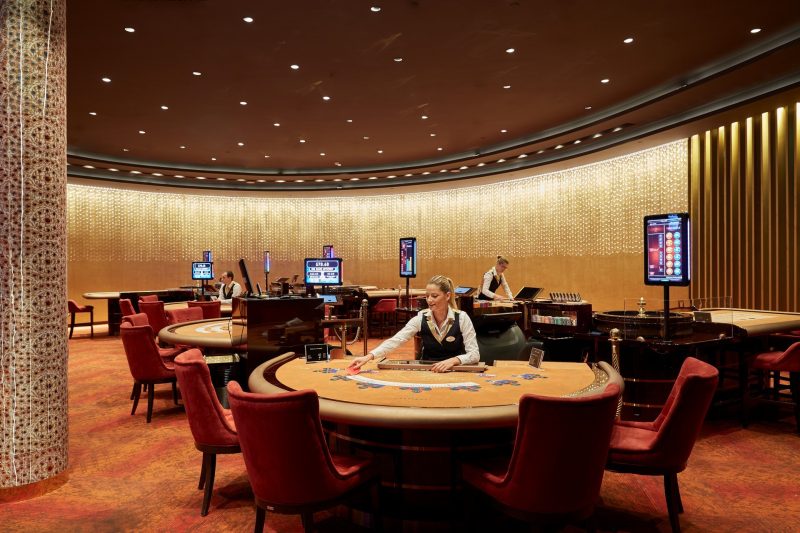 Maestral Resort & Casino